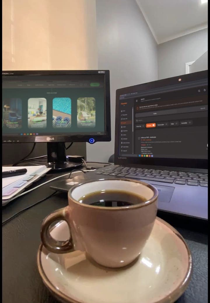 Mesa de trabalho de cliente com o Hunter aberto na tela